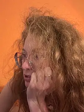 Snapshot of Hii_Adel chatting on March 19, 9:30 pm Hii Adel online show from March 19, 9:30 pm