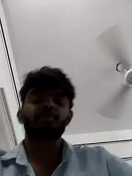 Snapshot of wtfyashu98 chatting on March 21, 6:29 am wtfyashu98 online show from March 21, 6:29 am