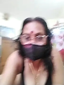 Snapshot of falgunidas58439 chatting on March 19, 9:57 am falgunidas58439 online show from March 19, 9:57 am