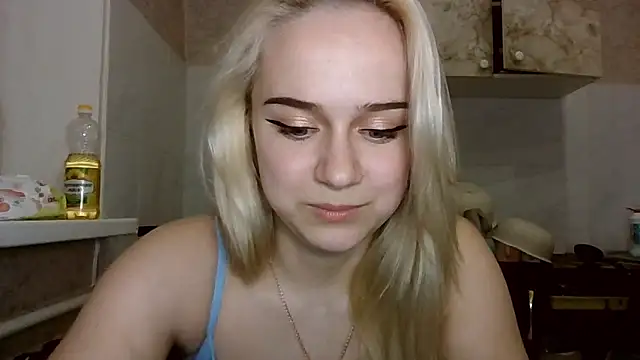 Barbie   girl online show from March 16, 7:07 pm