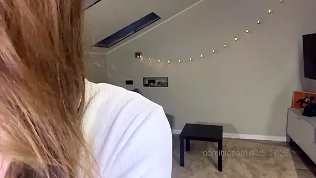 Snapshot of Kissme_Kira chatting on July 25, 6:16 pm Kissme Kira online show from July 25, 6:16 pm