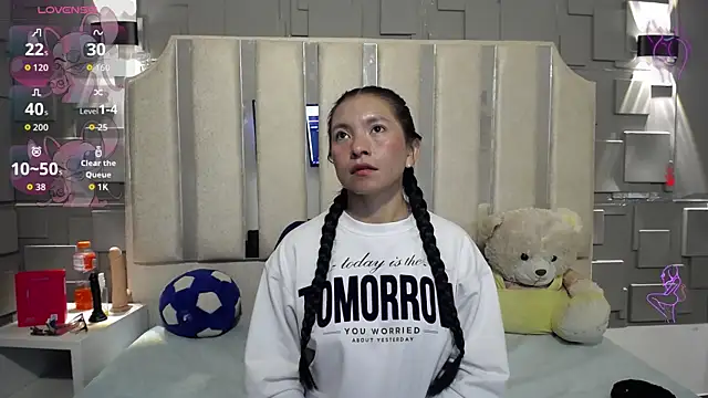 Snapshot of Chloe16_ chatting on April 10, 7:40 pm Chloe16 online show from April 10, 7:40 pm