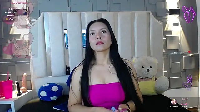 Snapshot of Chloe16_ chatting on April 17, 8:45 pm Chloe16 online show from April 17, 8:45 pm