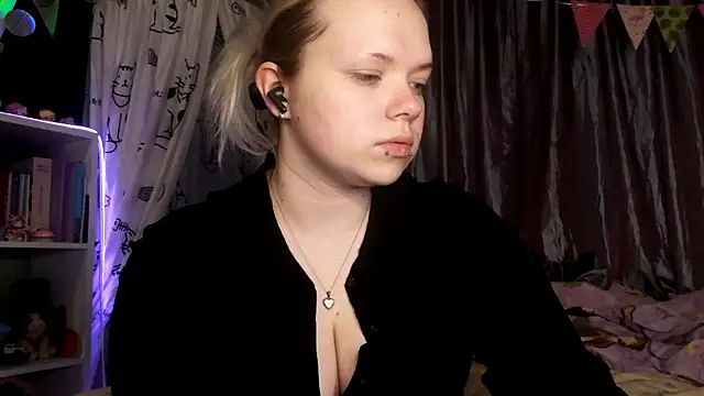 AnimeGirl67 online show from March 21, 7:39 pm