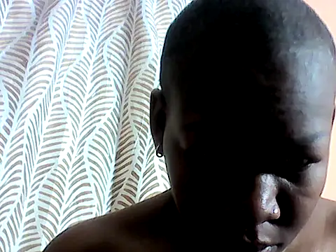 Snapshot of wildthroat chatting on March 10, 6:02 pm wildthroat online show from March 10, 6:02 pm