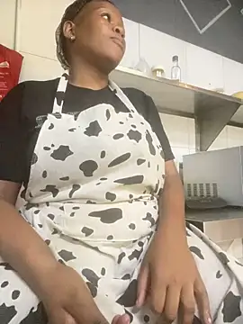 Snapshot of wildthroat chatting on March 28, 3:44 pm wildthroat online show from March 28, 3:44 pm