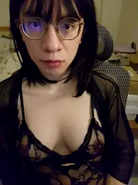 Snapshot of jamie515 chatting on April 3, 4:49 pm jamie515 online show from April 3, 4:49 pm