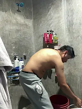 Snapshot of GoldenM95 chatting on March 28, 11:48 pm GoldenM95 online show from March 28, 11:48 pm