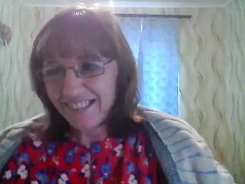 Snapshot of Alisaprice077 chatting on March 20, 9:25 am Alisaprice077 online show from March 20, 9:25 am