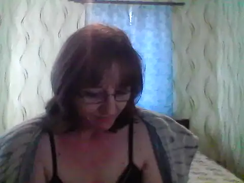 Snapshot of Alisaprice077 chatting on March 23, 9:13 am Alisaprice077 online show from March 23, 9:13 am