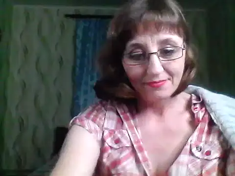 Snapshot of Alisaprice077 chatting on April 15, 7:58 pm Alisaprice077 online show from April 15, 7:58 pm