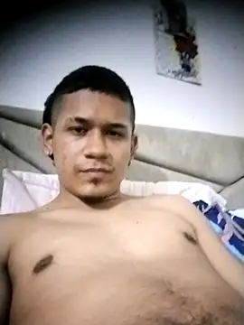 Snapshot of Paisa__Col77 chatting on March 16, 5:02 am Paisa Col77 online show from March 16, 5:02 am