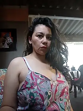 Snapshot of sexy-pregnant1 chatting on March 10, 3:06 pm sexy-pregnant1 online show from March 10, 3:06 pm