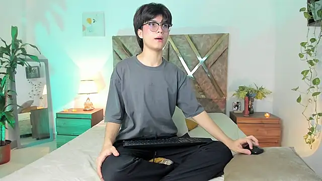 Snapshot of Kai_blaz chatting on March 24, 11:10 pm Kai blaz online show from March 24, 11:10 pm