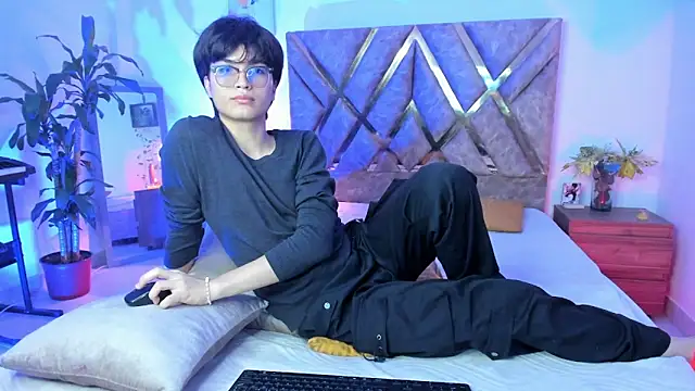 Snapshot of Kai_blaz chatting on March 25, 8:26 pm Kai blaz online show from March 25, 8:26 pm