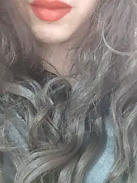 Snapshot of Kamilya89six chatting on March 16, 7:18 pm Kamilya89six online show from March 16, 7:18 pm