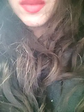 Snapshot of Kamilya89six chatting on March 27, 2:39 pm Kamilya89six online show from March 27, 2:39 pm