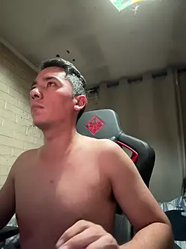 Snapshot of Cr1sXPorn chatting on March 7, 12:51 am Cr1sXPorn online show from March 7, 12:51 am