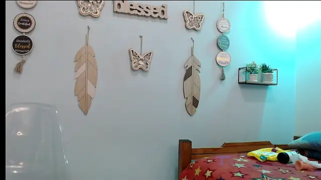 Snapshot of bubismelany chatting on March 18, 1:14 pm bubismelany online show from March 18, 1:14 pm