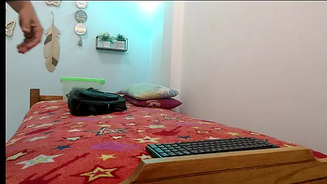 Snapshot of bubismelany chatting on March 28, 1:11 pm bubismelany online show from March 28, 1:11 pm