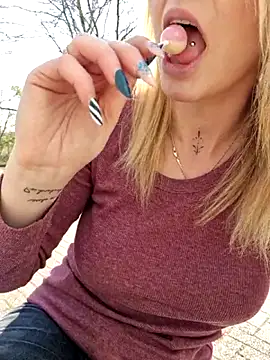 mariagefun online show from March 19, 12:09 pm