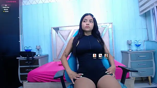 Snapshot of sofi_cute88 chatting on March 11, 11:38 am sofi cute88 online show from March 11, 11:38 am