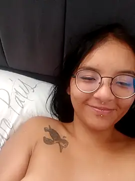 Snapshot of Dhalia_Noctis chatting on March 14, 5:07 pm Dhalia Noctis online show from March 14, 5:07 pm