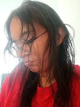 Snapshot of Dhalia_Noctis chatting on March 15, 8:48 pm Dhalia Noctis online show from March 15, 8:48 pm