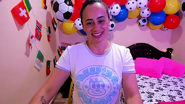 sara florez12 online show from June 11, 11:36 pm