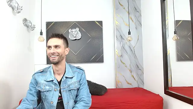 Snapshot of KingOfTemptation chatting on March 14, 3:34 am KingOfTemptation online show from March 14, 3:34 am