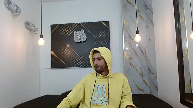 Snapshot of KingOfTemptation chatting on March 16, 2:17 am KingOfTemptation online show from March 16, 2:17 am