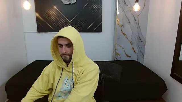 Snapshot of KingOfTemptation chatting on March 16, 5:44 am KingOfTemptation online show from March 16, 5:44 am