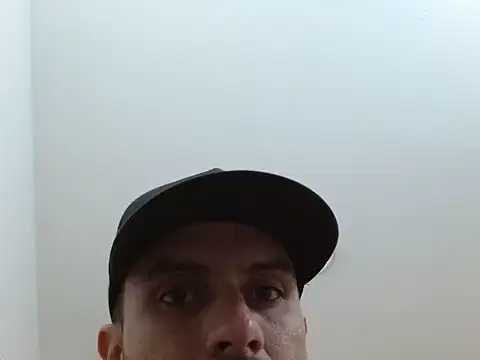 Snapshot of KingOfTemptation chatting on March 22, 2:59 am KingOfTemptation online show from March 22, 2:59 am