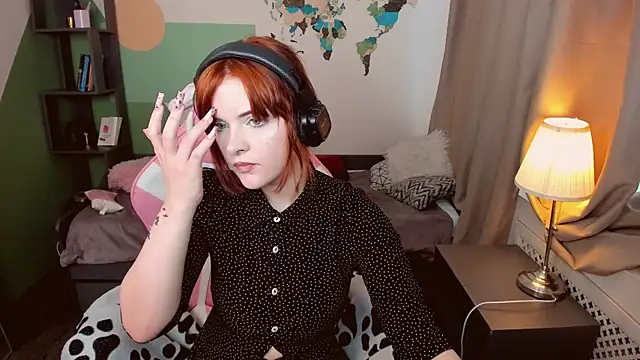EsterTwilight online show from August 1, 3:44 pm