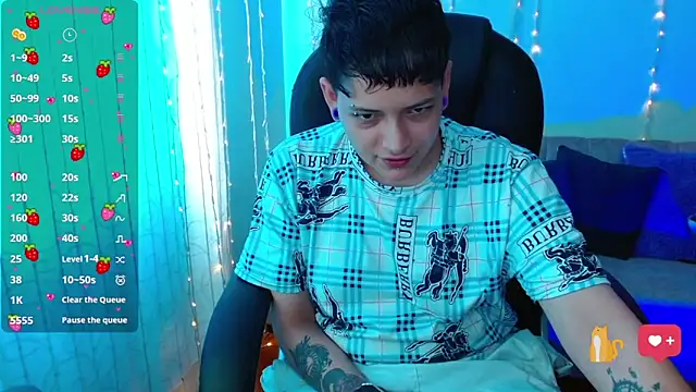 Snapshot of felipehftm chatting on March 7, 5:54 pm felipehftm online show from March 7, 5:54 pm