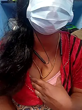 Snapshot of jothika45 chatting on March 20, 6:35 pm jothika45 online show from March 20, 6:35 pm