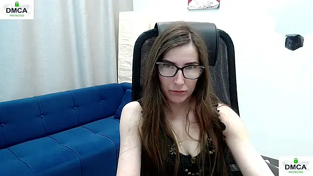 Snapshot of eva_lady chatting on May 13, 8:44 am eva lady online show from May 13, 8:44 am