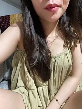 Lyn baby online show from June 11, 9:57 pm
