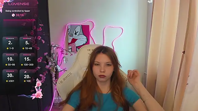 Snapshot of Ember_Vexen chatting on March 13, 3:57 am Ember Vexen online show from March 13, 3:57 am