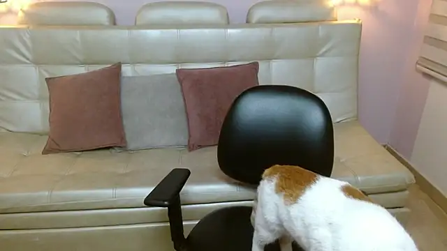 Hannakushx online show from March 18, 2:31 pm