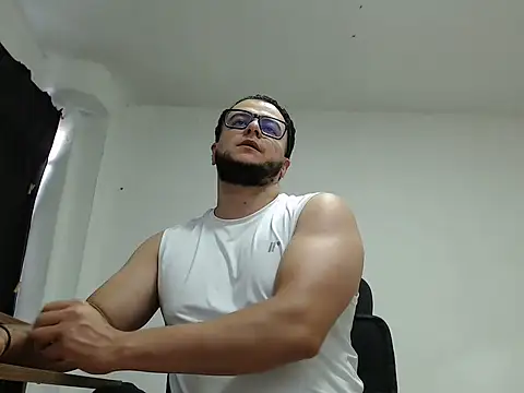 Snapshot of dirtyboyy_96 chatting on March 28, 1:00 pm dirtyboyy 96 online show from March 28, 1:00 pm