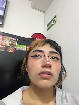 baby akuma online show from June 5, 3:13 am