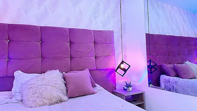 Emmacollinsf online show from March 27, 7:57 pm