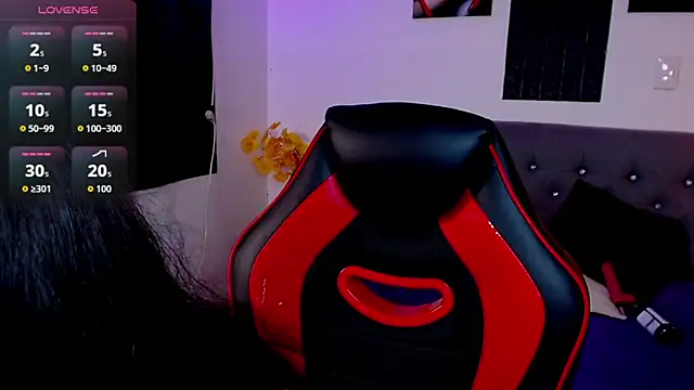 Snapshot of Victoria_Rous chatting on March 7, 7:55 pm Victoria Rous online show from March 7, 7:55 pm