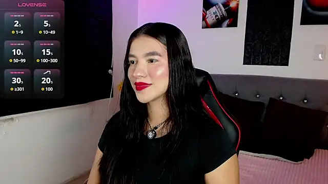 Snapshot of Victoria_Rous chatting on March 8, 4:44 pm Victoria Rous online show from March 8, 4:44 pm