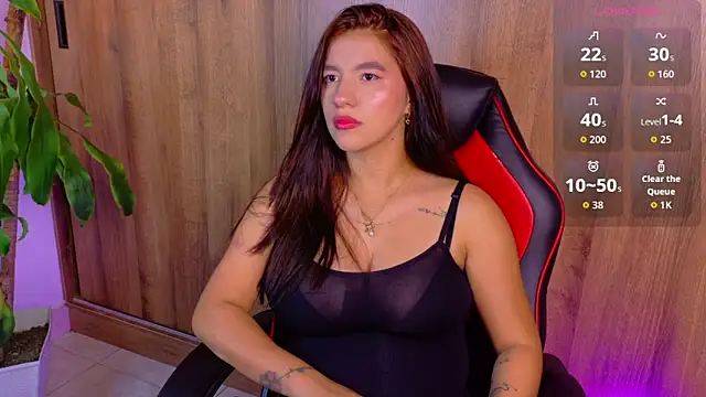 Snapshot of Victoria_Rous chatting on March 24, 8:47 pm Victoria Rous online show from March 24, 8:47 pm