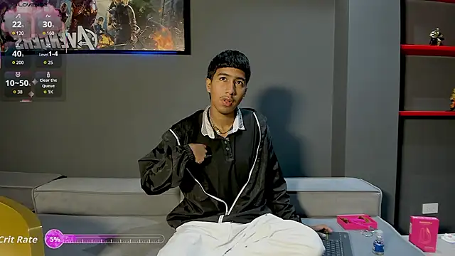 Snapshot of Ender_h0tt chatting on March 13, 2:01 pm Ender h0tt online show from March 13, 2:01 pm