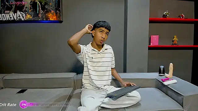 Snapshot of Ender_h0tt chatting on April 21, 2:01 pm Ender h0tt online show from April 21, 2:01 pm