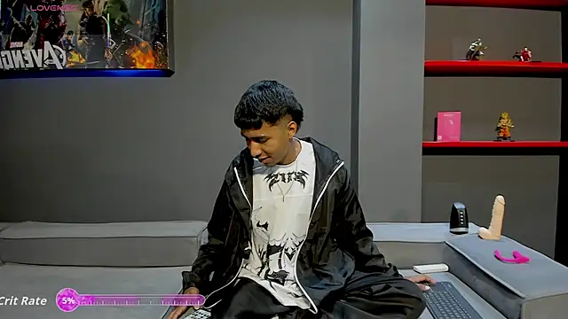 Snapshot of Ender_h0tt chatting on April 22, 1:56 pm Ender h0tt online show from April 22, 1:56 pm