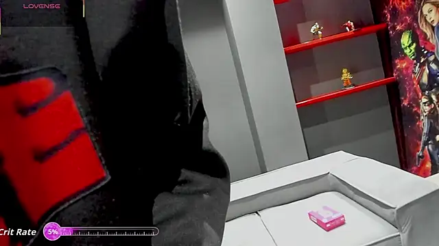 Snapshot of Ender_h0tt chatting on April 23, 1:35 pm Ender h0tt online show from April 23, 1:35 pm